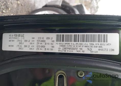 2015 Ram 1500 Laramie Limited z USA, uszkodzony, nr VIN 1C6RR7PM9FS555757